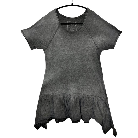 We The Free Tops - We the Free Charcoal Gray Ruffle Hem Tunic XS